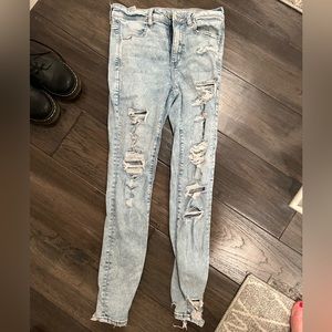 Light washed skinny ripped jeans